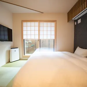  Apartment Yado Tenku Nijo Japan