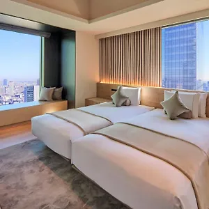 The Royal Park Iconic Shiodome Hotel